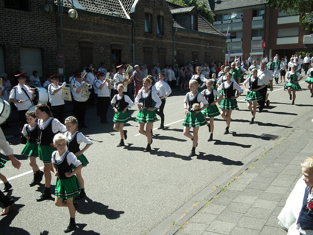 Schuetzenfest-Festzug-180701-022