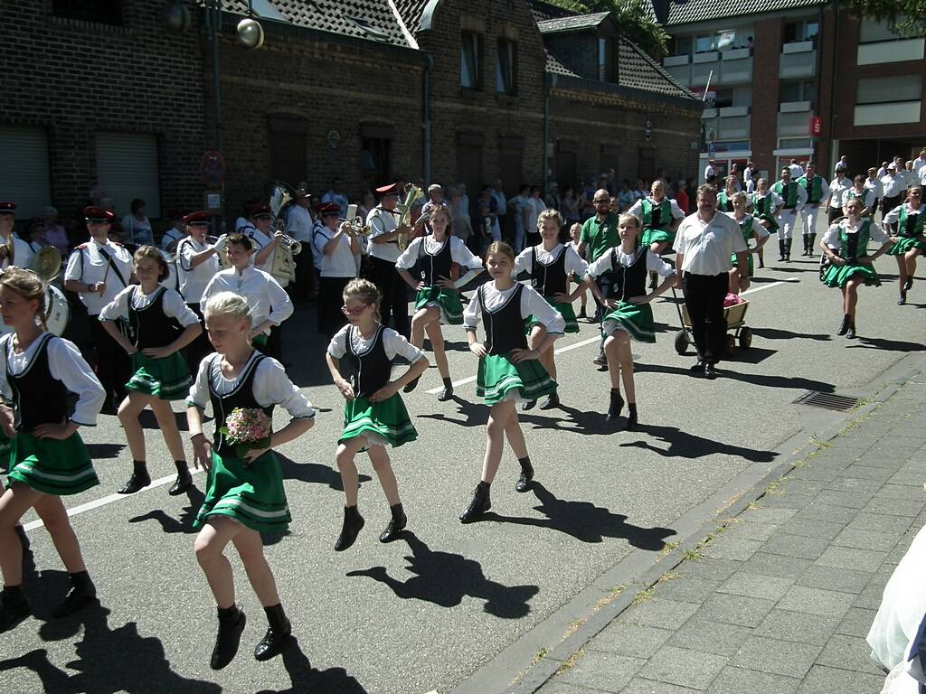 Schuetzenfest-Festzug-180701-023