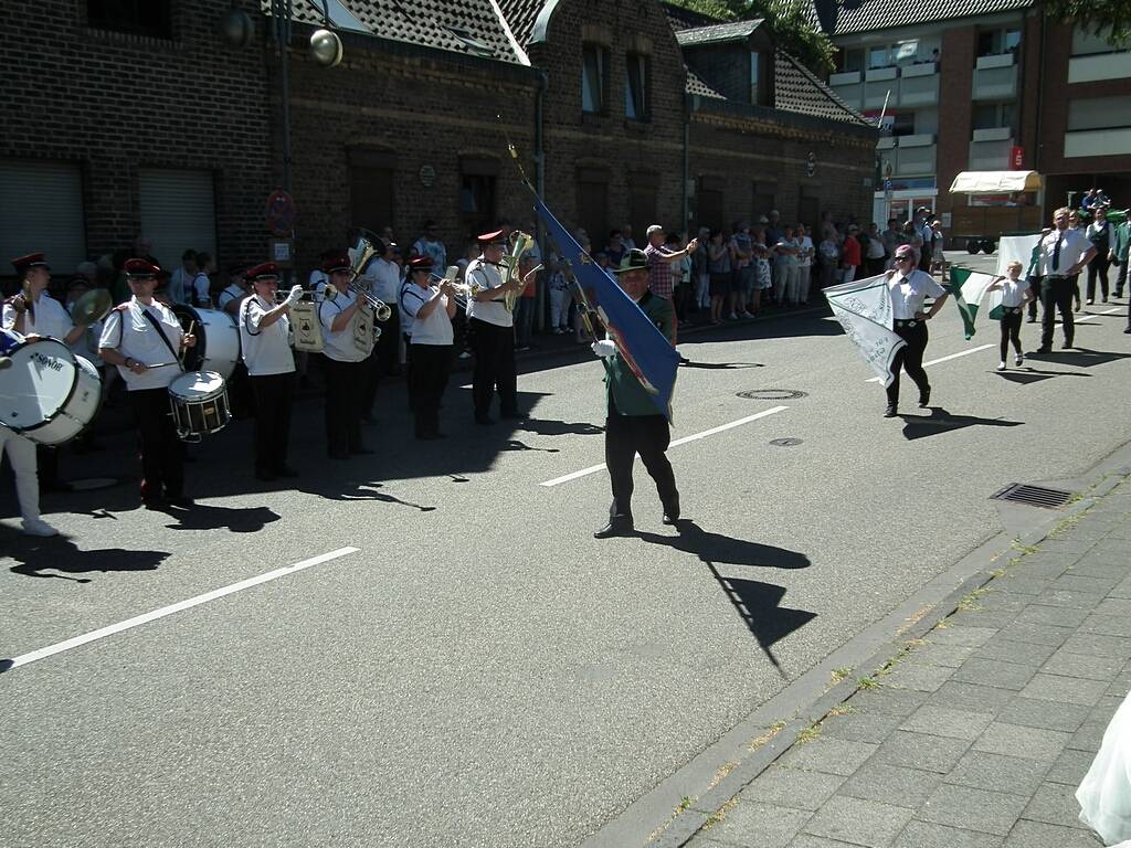 Schuetzenfest-Festzug-180701-044