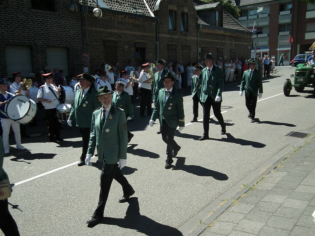 Schuetzenfest-Festzug-180701-051