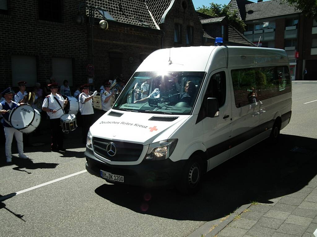 Schuetzenfest-Festzug-180701-055