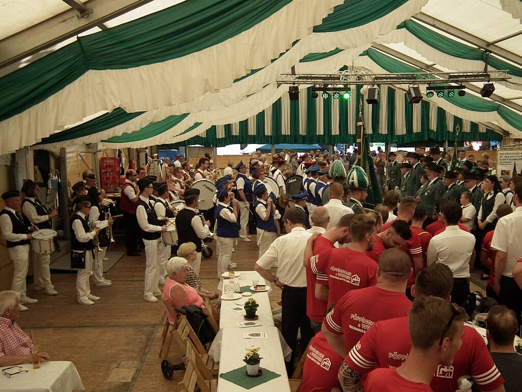 Schuetzenfest-Festzug-180701-063