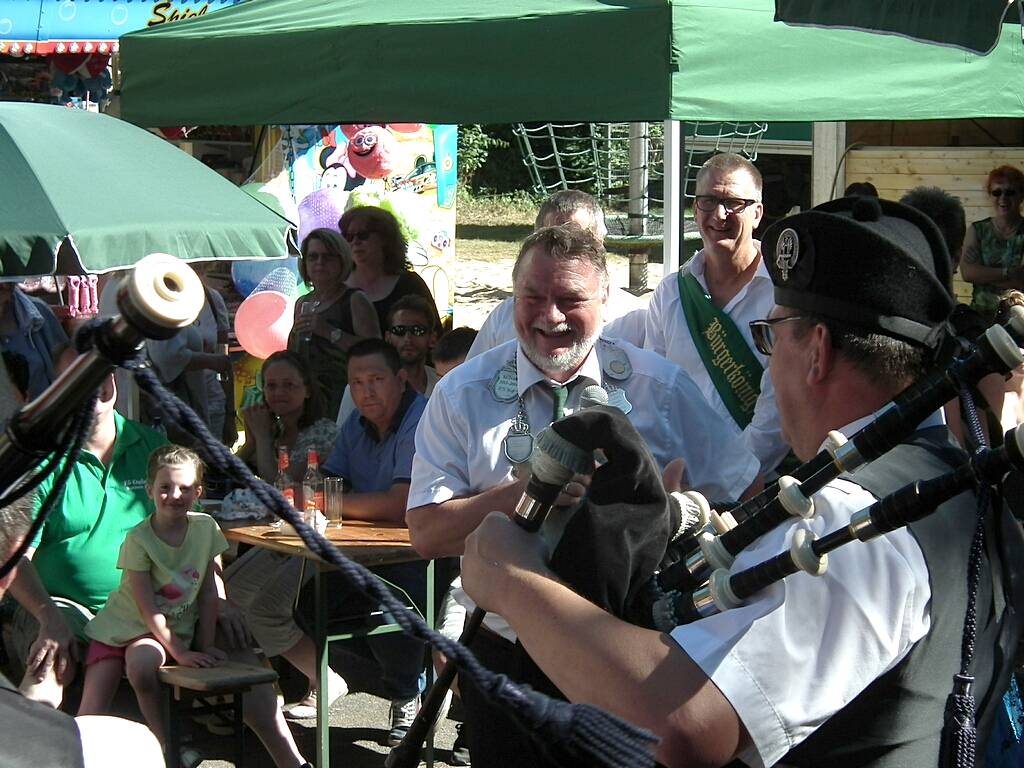 Schuetzenfest-Festzug-180701-081