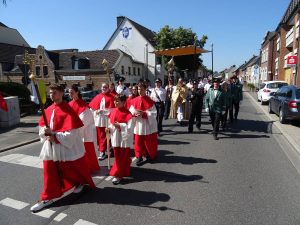 Vereine begleiteten Fronleichnams-Prozession