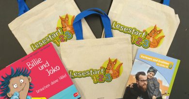 Gefüllte Lesestart-Tasche kostenlos in der Bücherei