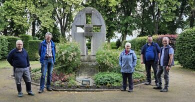 Schützen und LEADER – Ehrenmal neu bepflanzt