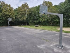 Es kann wieder Basketball gespielt werden